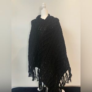 Aerie Black poncho - One size